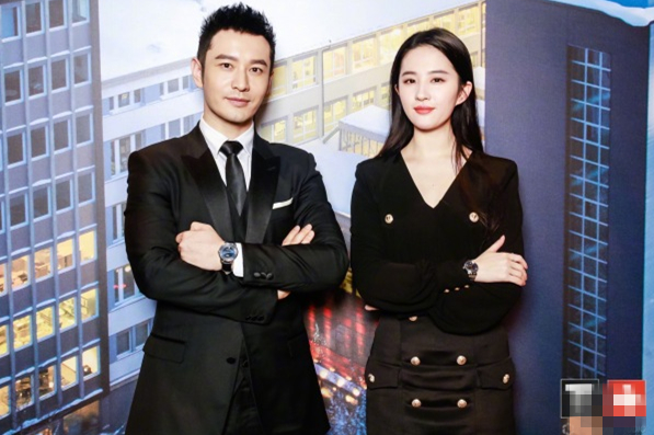 黄晓明刘亦菲一同出席活动,杨过小龙女同框超养眼