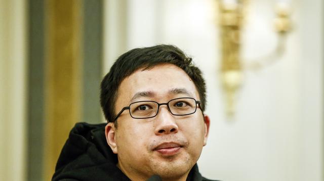 于正抄袭不道歉,应让他成人人喊打的过街老鼠