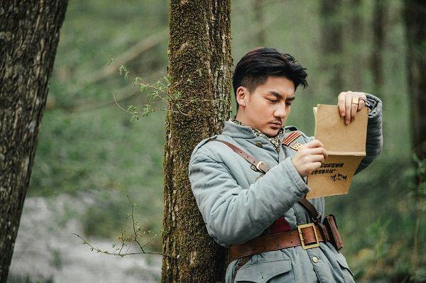 由张鲁一,佟丽娅,康磊主演的热血抗日剧《爱国者》自江苏卫视开播以来