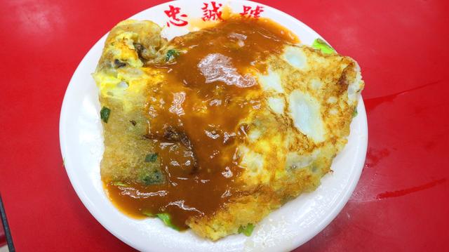 有"小泉州"之称的鹿港的蚵仔煎也是