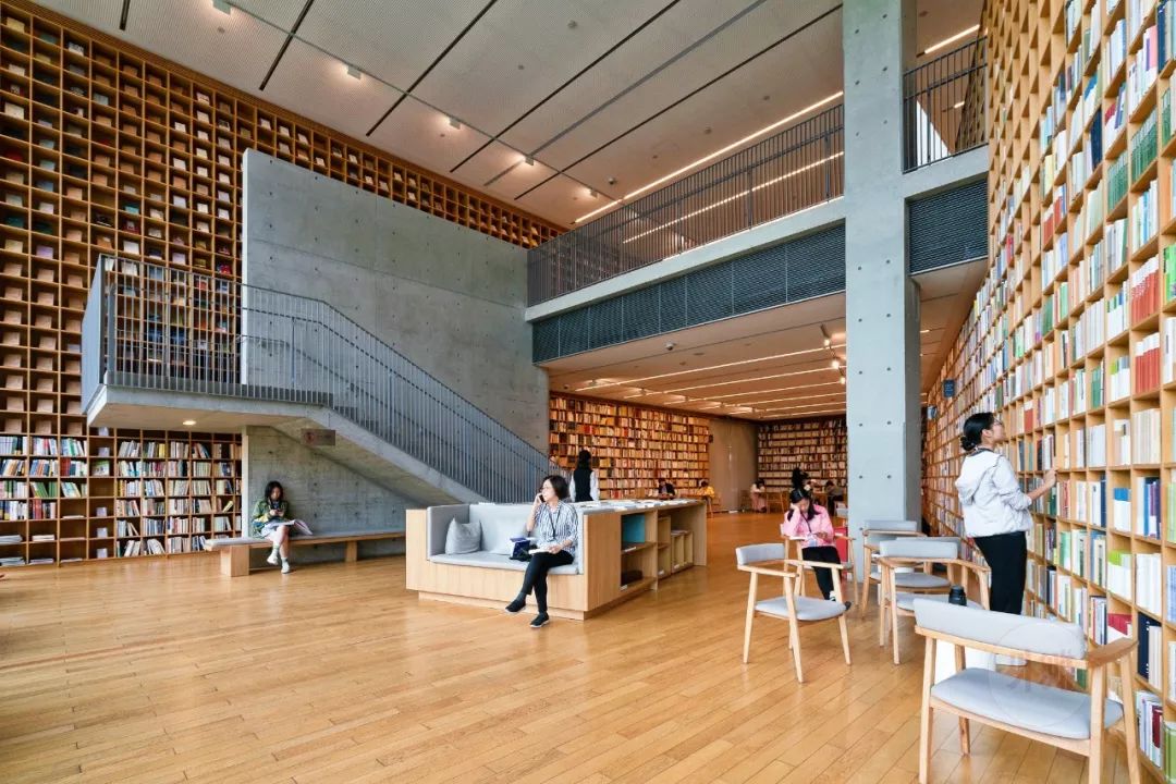 高晓松的晓书馆开了一个月,现在怎么样了?