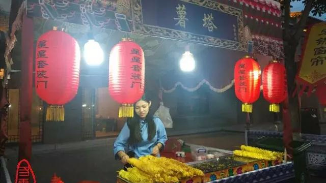 实拍:晚上10点!朔州老城庙会依旧红火!|老城|朔州|庙会_新浪新闻