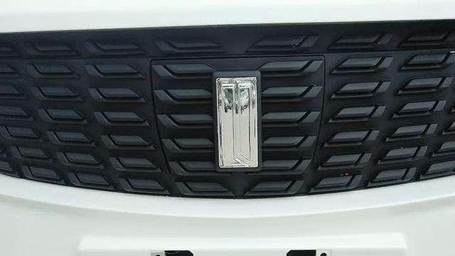 长城又有合作关系,从而有了这么一款纯电动suv,只不过这个车标山寨的