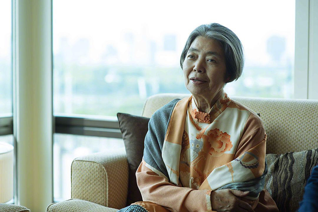 一家媒体请演员树木希林为那些生活中怀抱巨大痛苦想自杀的年轻人写几