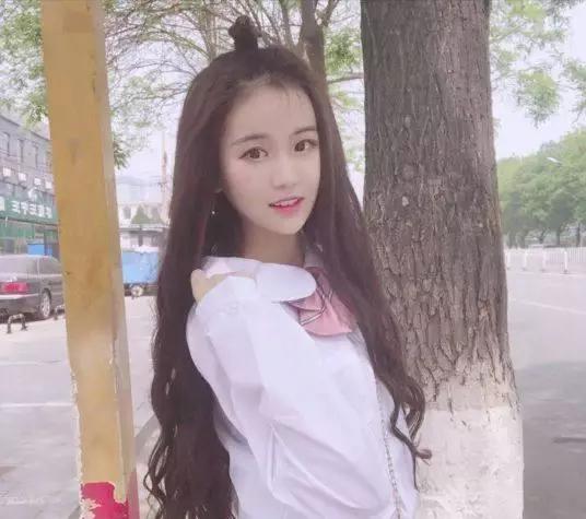 抖音网红温婉碰瓷快手杨清柠,两人关系引人猜