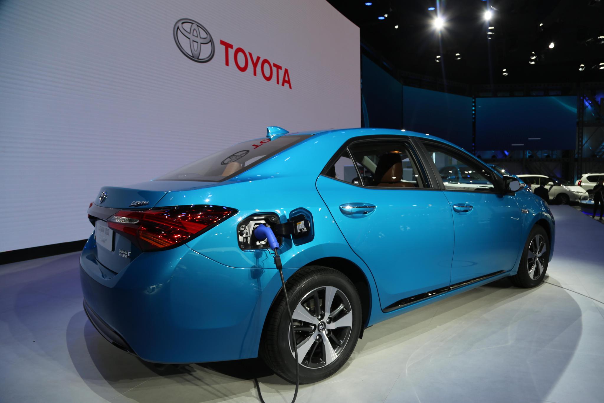 丰田levin hybrid雷凌双擎e 版,将于深港澳车展华南首秀!