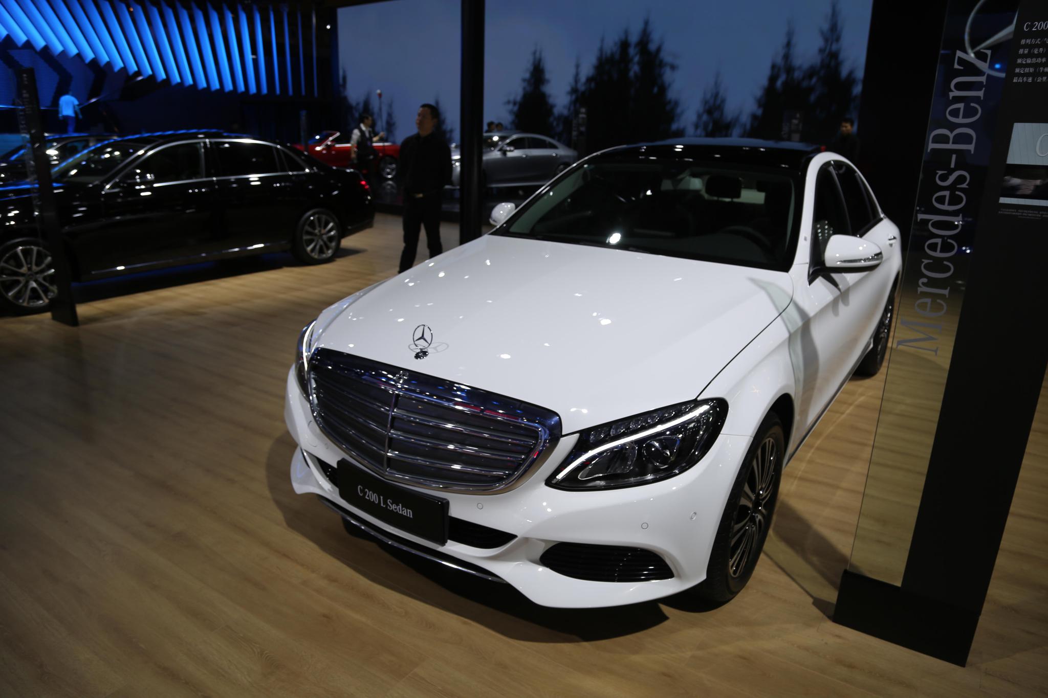奔驰c 200 l sedan,35万级别c级长轴距轿车,车展实拍!