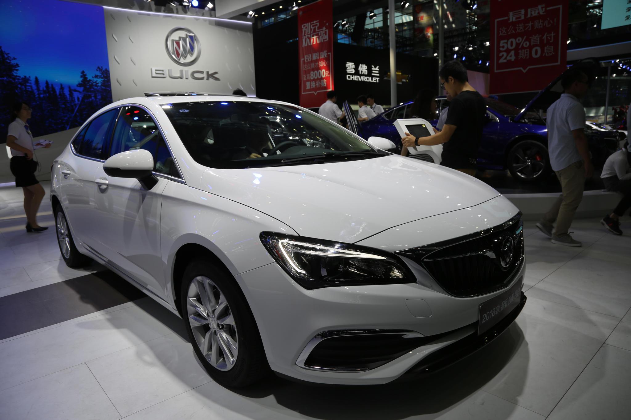 别克-2018款新威朗实拍,18万级别,中级车品质标杆!