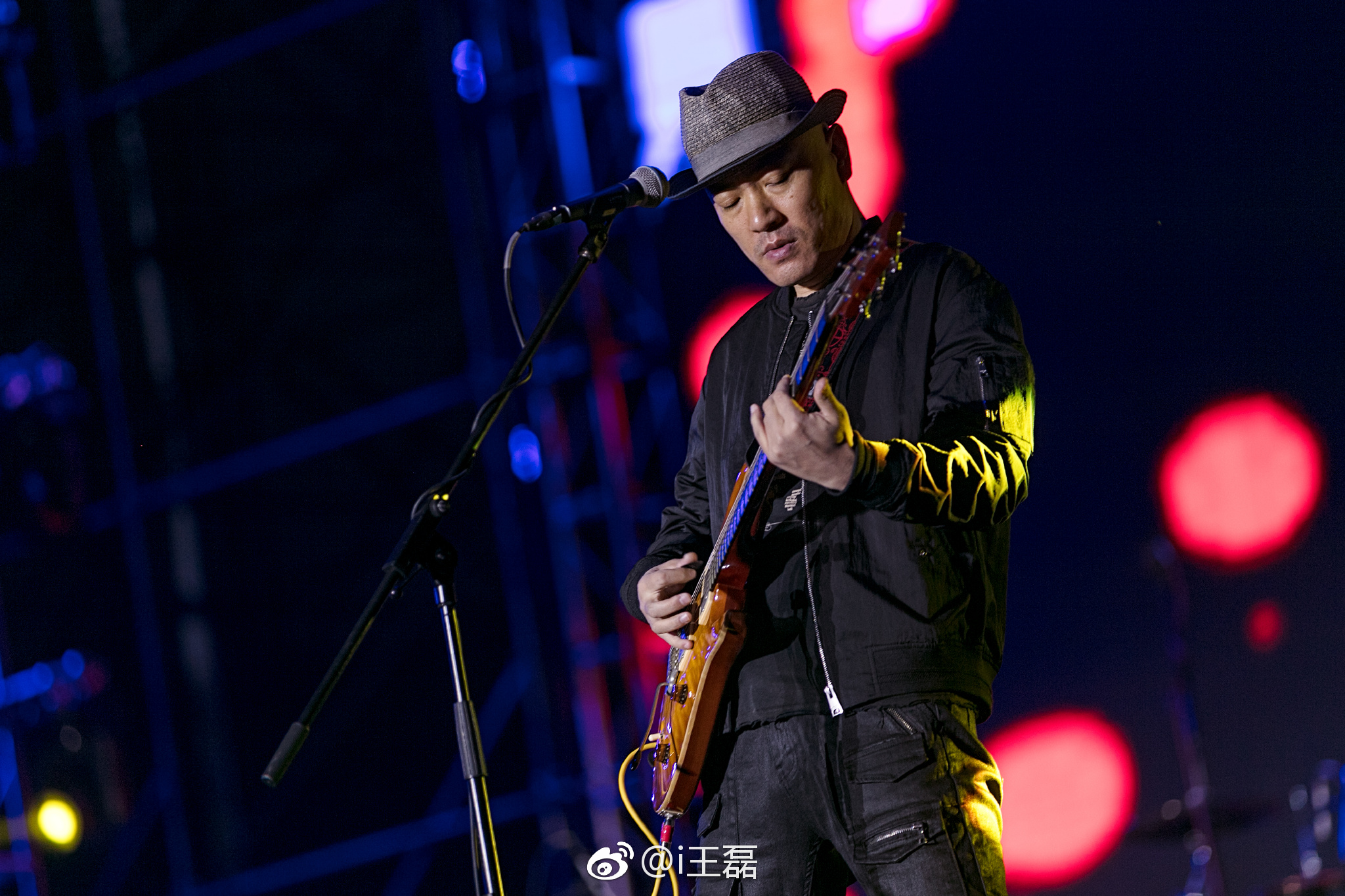 国潮音乐节之轮回乐队轮回乐队工作室尚巍vv轮回周旭bass石头