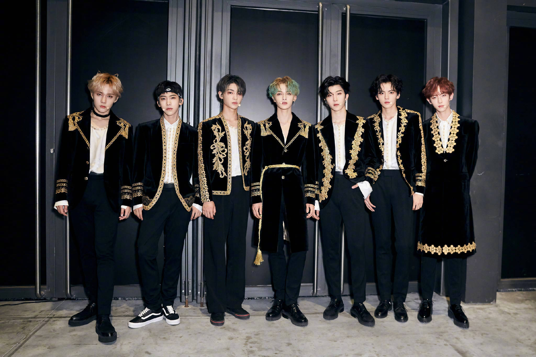 乐华七子 巡演深圳站朱正廷,范丞丞,黄明昊,毕雯珺,丁泽仁,李权