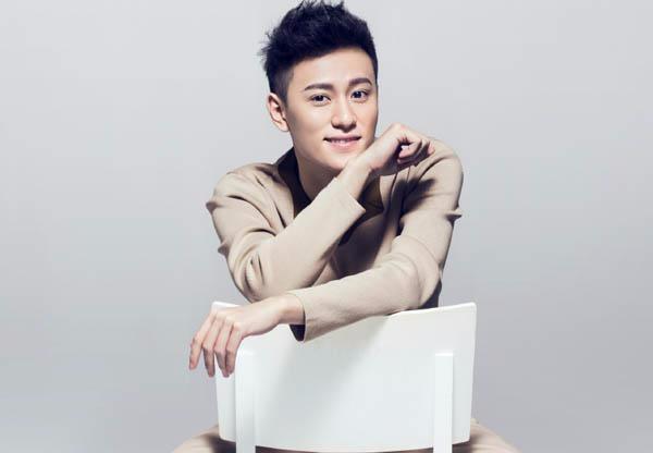 秦俊杰,1991年9月1日出生于福建省厦门市,中国内地影视男演员.