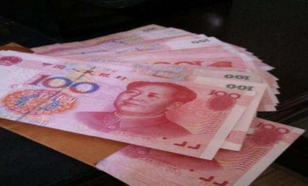 前女友甩了我跟别人而去半年后找我复合我给她两千块离开