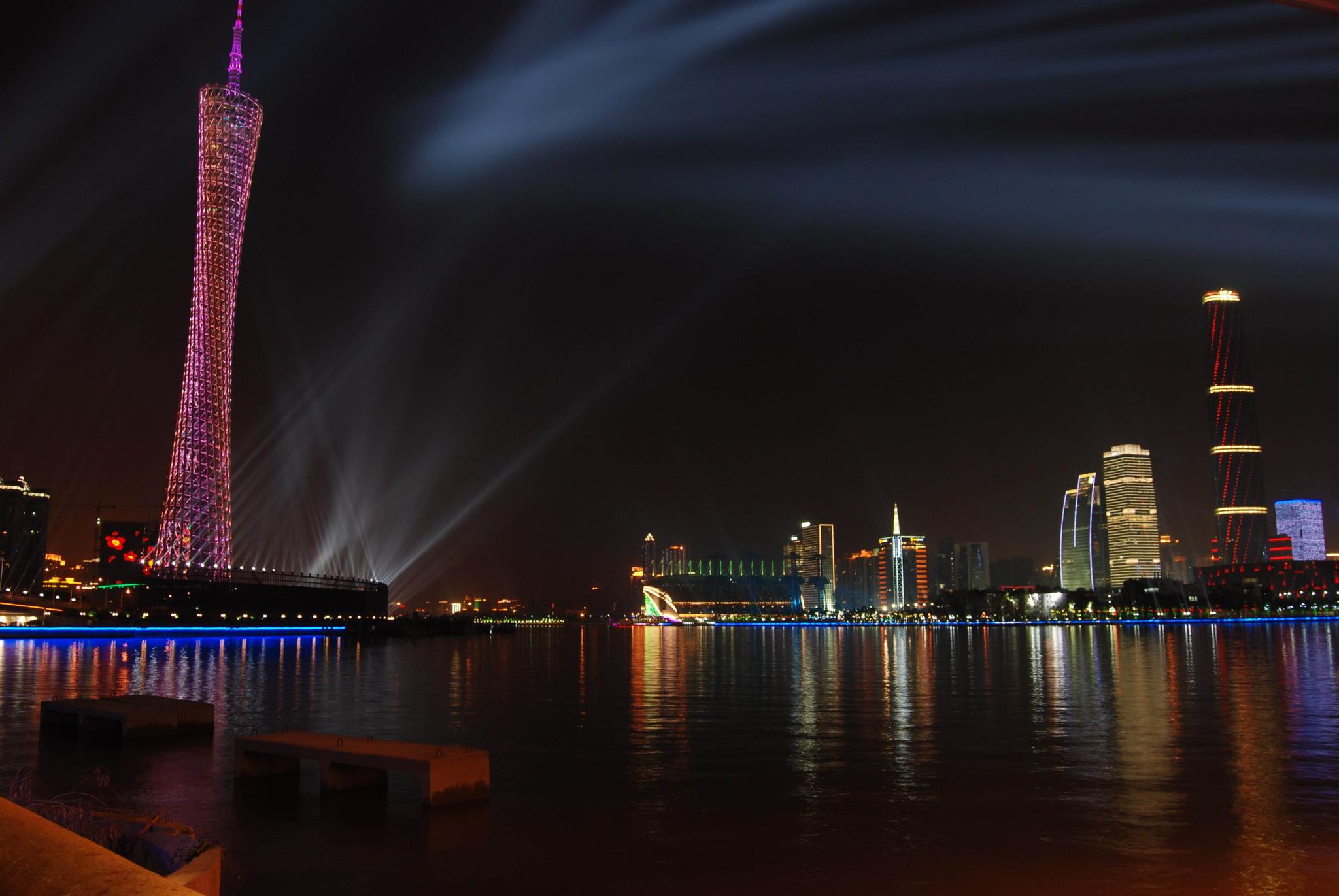 夜登广州塔——南粤作家一耕游记