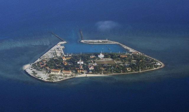 南海双子群礁之南子岛