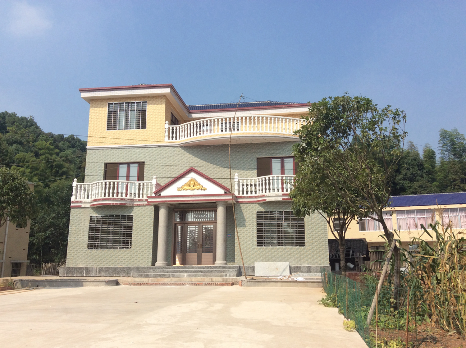 3套30万农村自建房,一家更比一家漂亮!老百姓建第2套最实用?