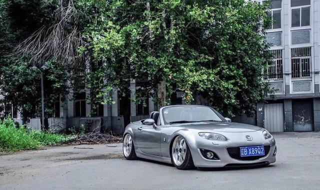 成人大玩具 马自达mx5改装气动避震降低车身变身撩妹神器