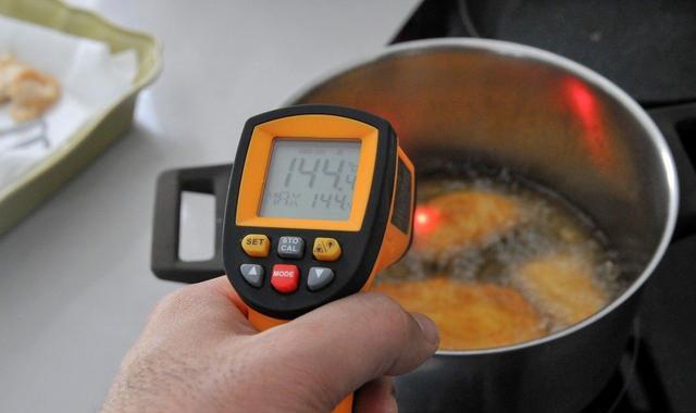 餐饮油温鉴别与应用