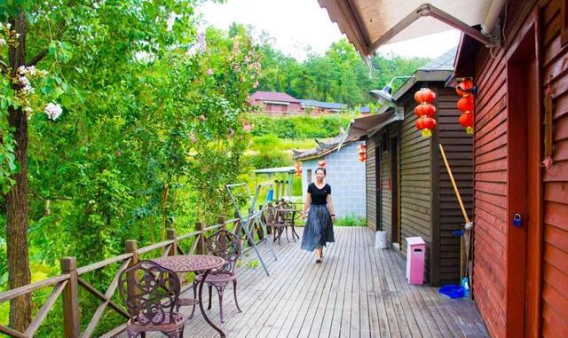 木屋,果蔬,沙滩,农田……隐居三里遇见诗意田园生活