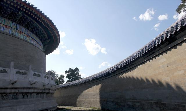 天坛：世界上最大的祭祀建筑群|皇穹宇|丹陛桥|天坛_新浪新闻