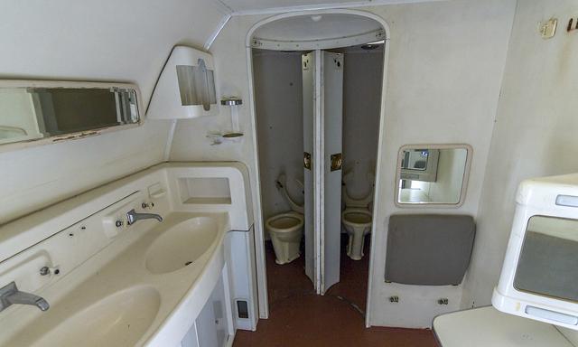 战略轰炸机改客机,改出了个世界第一