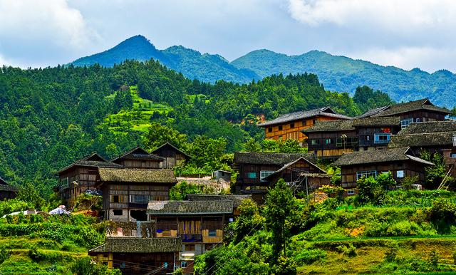 贵州这个山村是加榜梯田的精华地段,村里小伙谈恋爱的方式很特别