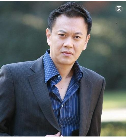 他身家百亿却给张嘉译作配,今小有名气,说赚钱只是为了有安全感