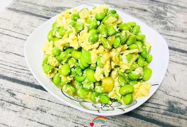 毛豆米炒鸡蛋,女儿超级爱吃,简单易做营养好,孩子身体棒!