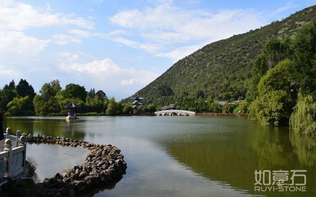 如何选择公墓园?1,观看公墓园的风水有没有主山,少祖山,太祖山.
