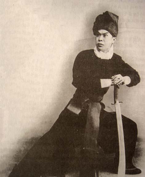 高庆奎是著名京剧演员吗,他的唱功怎么样?