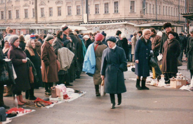 苏联解体后1992年俄罗斯社会老照片