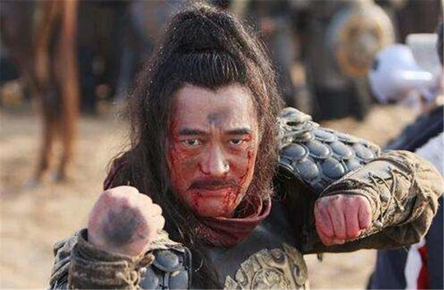 杨再兴是一位跟着岳飞的战士,他在岳飞死后,独自对抗金人,也是取得了