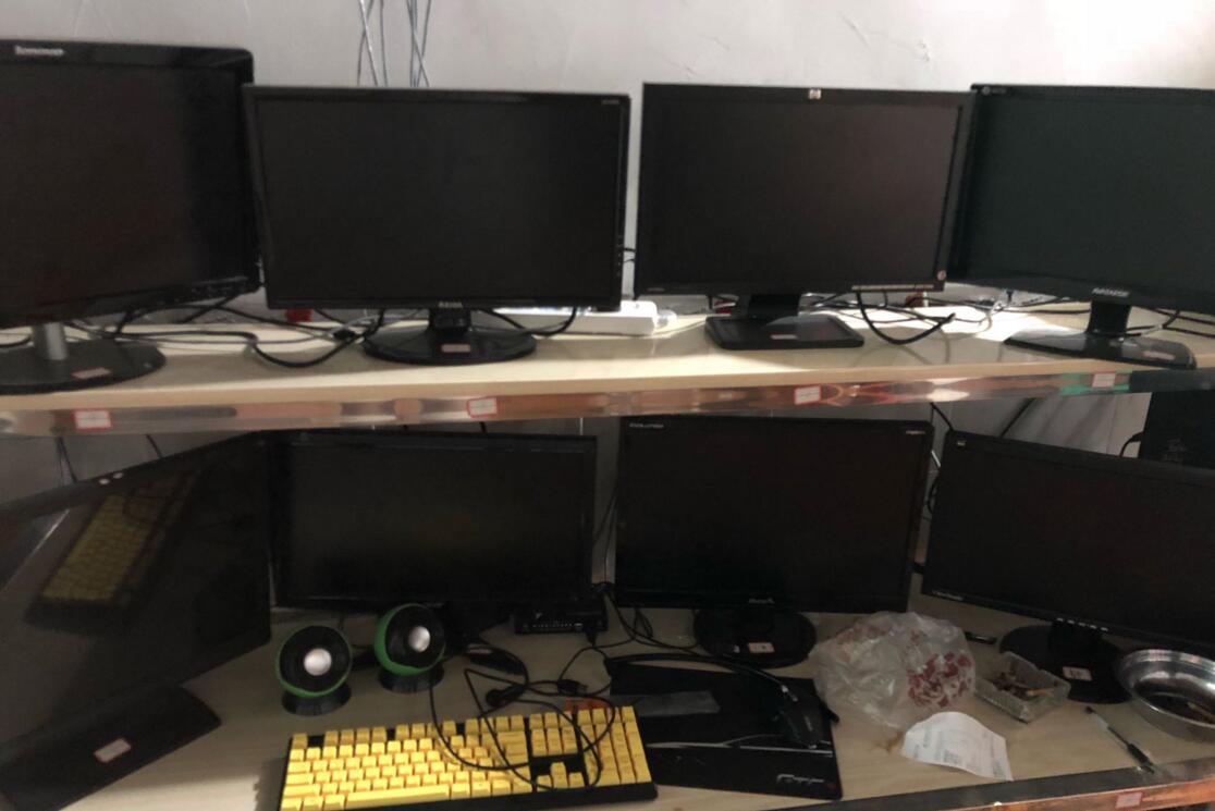 dnf:16开小型打金工作室 48台电脑老板自曝月入5万