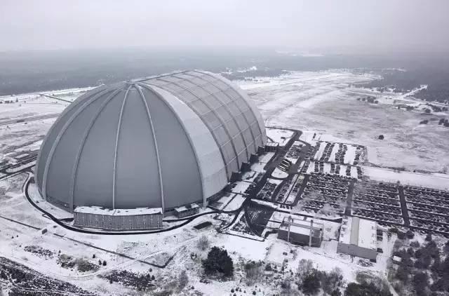 二战时的空军基地竟然还在,还变成了这样!诉说当时的历史辉煌