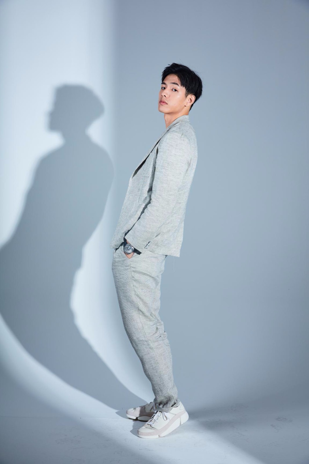 刘名凯加盟《疯狂衣橱》 开启时尚小白的进阶之路