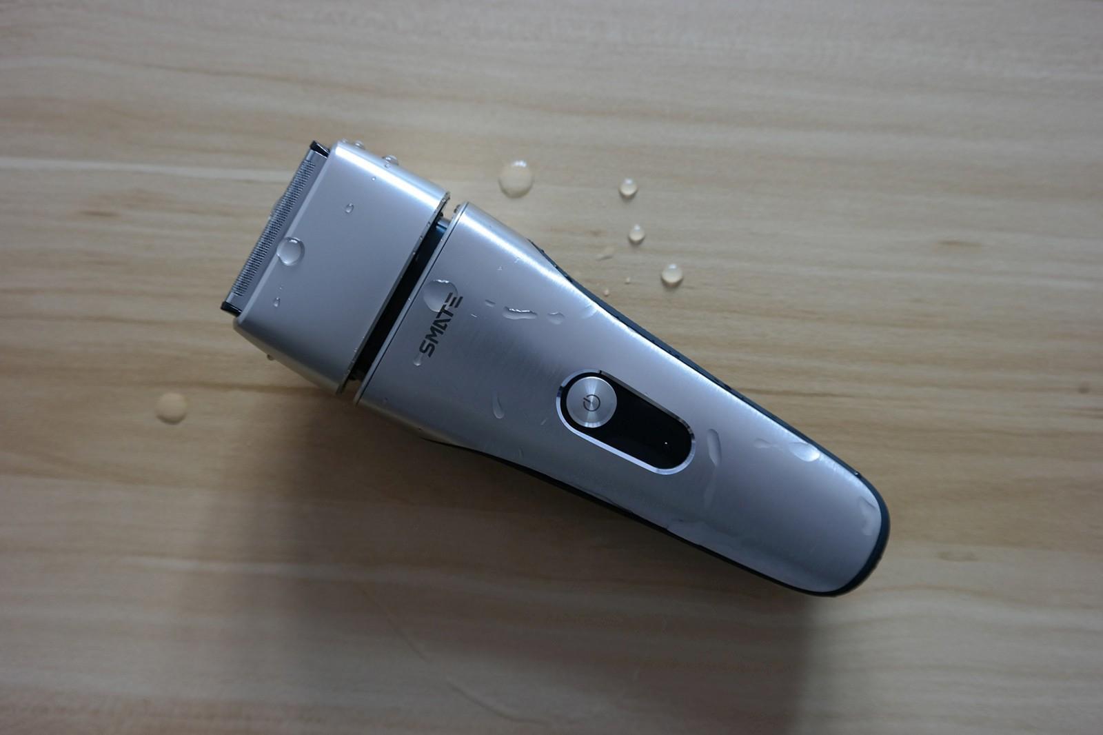 须眉四刀头往复式剃须刀开箱评测!小米杂货铺大军又一神器