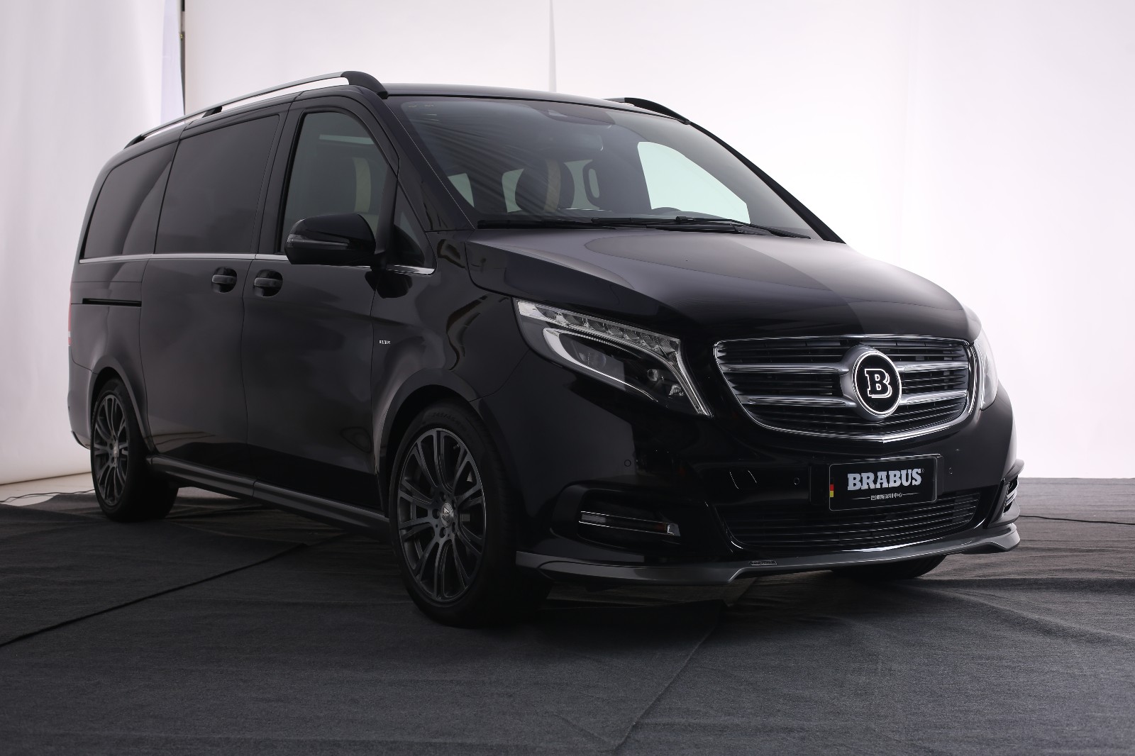 你所不知道的奔驰高端改装车--巴博斯,将亮相2018深港澳车展-新浪汽车