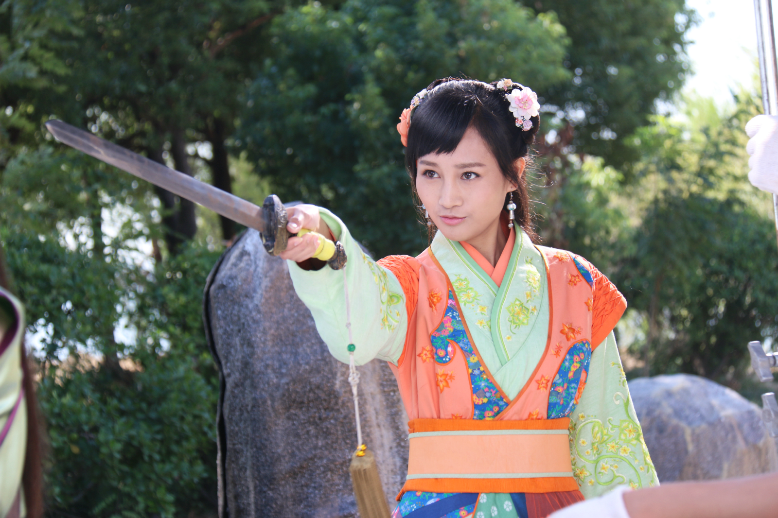 女星任晗:上中学时逃课看世界杯被班主任罚站,这次仍然支持巴西