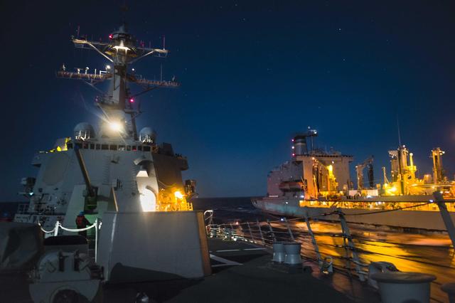 二十年最好年华奉献给海军