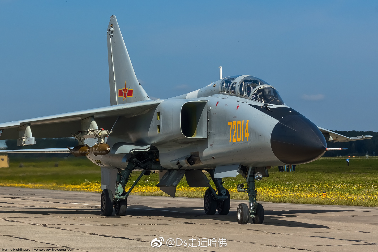 参加“和平使命-2018”联合反恐演习的中国空军歼轰-7A战机美图|和平使命|反恐演习|歼轰|中国空军|美图_新浪新闻