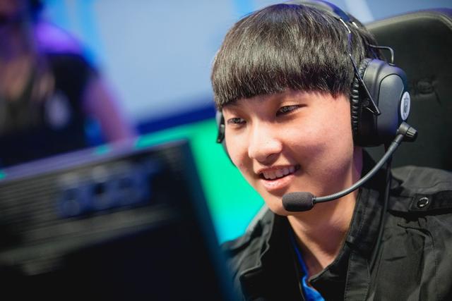 休赛期太无聊,we队员在lol里玩起了id改名接龙游戏!