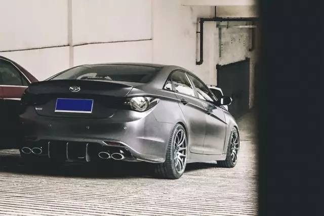 现代索纳塔8改装案例