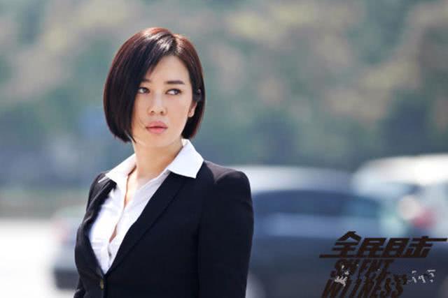 集才华美貌于一身的余男,参演过好莱坞大片,行事低调从不炒作|余男|全民目击|美貌_新浪新闻