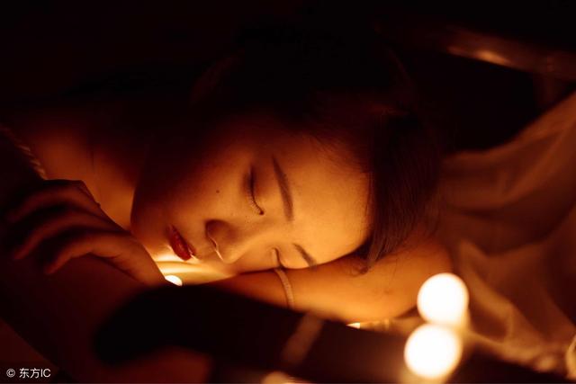 我总是如此可笑,以至于我找不到可笑的原因了