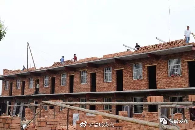 [good]横峰全域改造一期房屋完成腾空!村民欢聚一堂庆祝乔迁