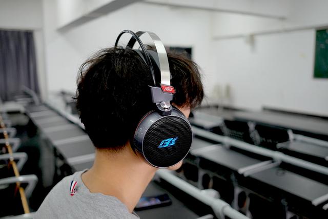 听声辩位太难?buff加持在身吃不到鸡算我的