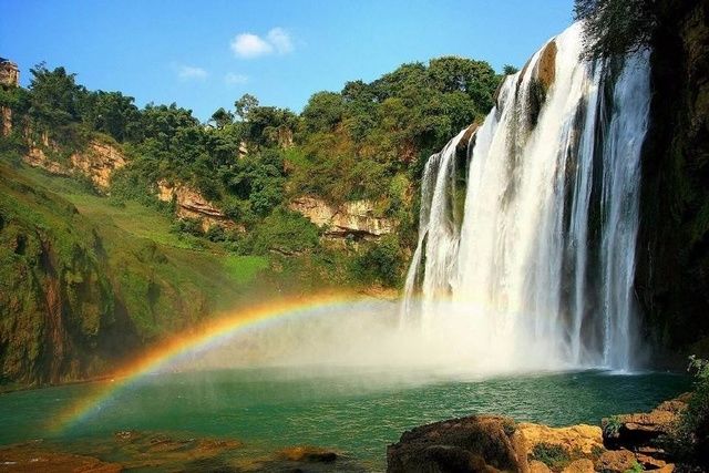 赞比亚旅行攻略:世界最大最壮观瀑布,为什么被称为彩虹瀑布?