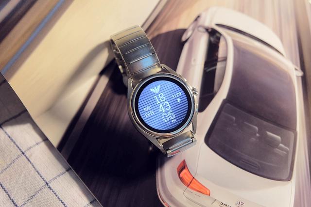 3990元的真智能手表贵吗阿玛尼art5006奢华与智能的巧妙结合