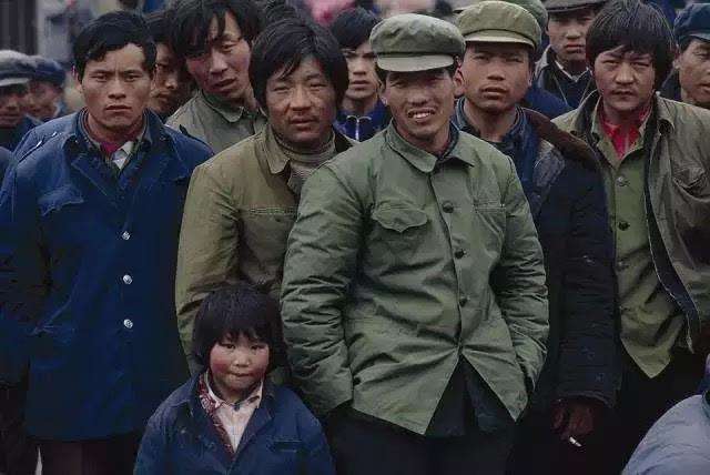 30年前罕见珍贵的老照片: 第9张让我瞬间泪奔了!