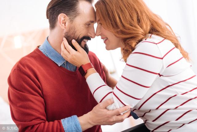 情感:女人如果能这样体贴男人,他肯定会很爱你!