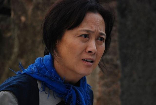 一生经历三个至爱的人去世, 54岁才凭一角走红, 却患上癌症去世